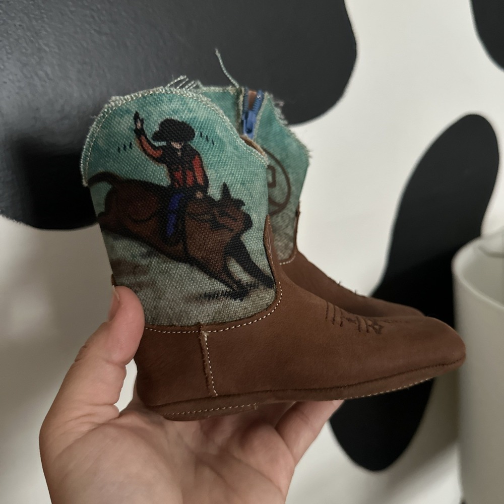 Roper Cowbabies Boots Size 3, EUC Rodeo Baby Theme